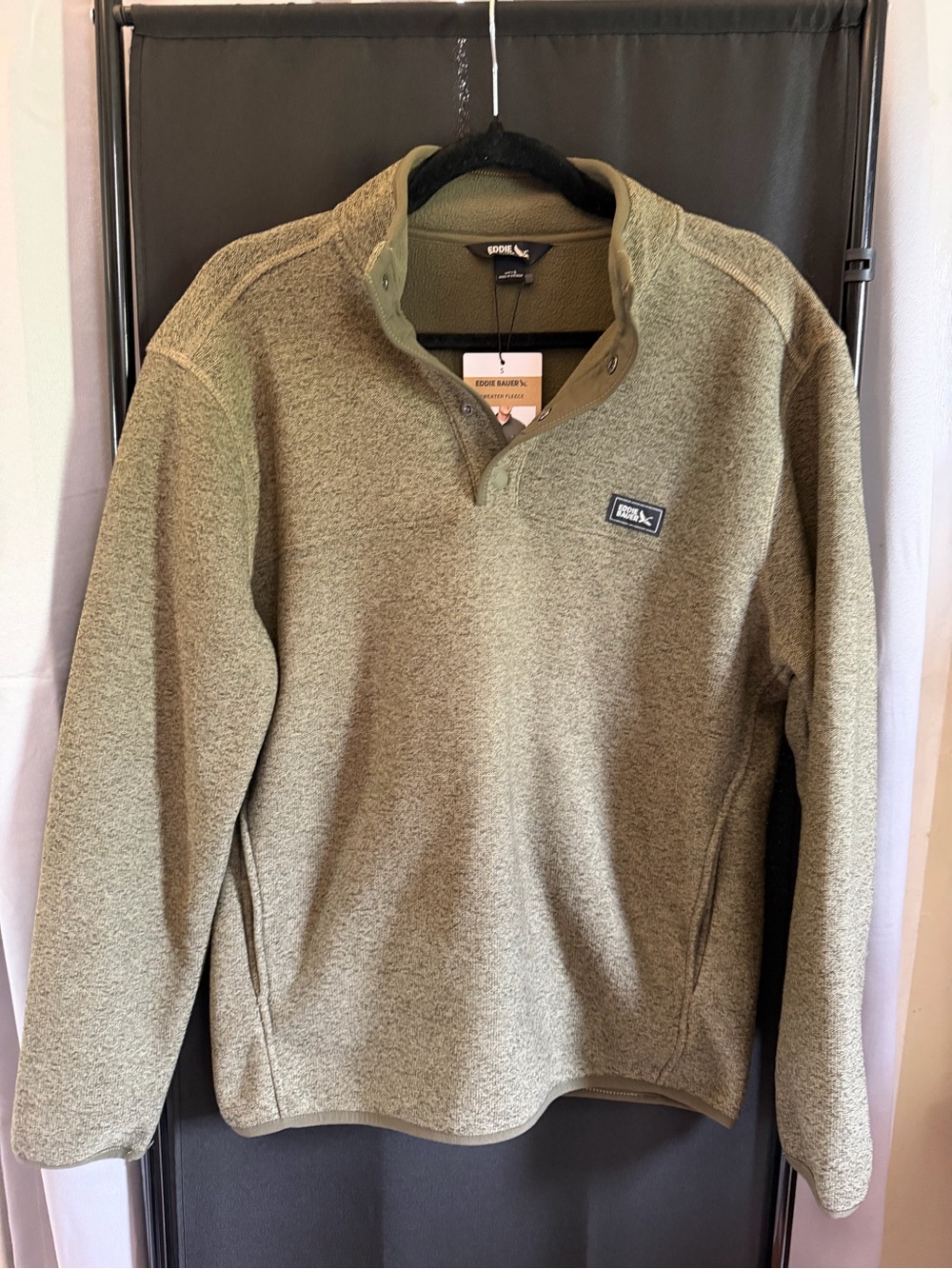 Eddie Bauer Men’s Olive Green Quarter-Snap Fleece Pullover